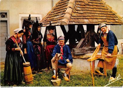 BR21947 Les petits Metiers costumes types  france