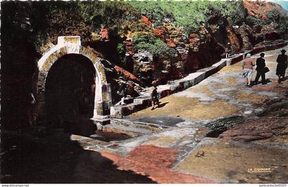 BR28108 Prefailles la Source france