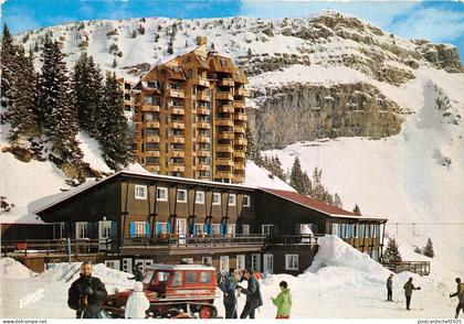 BR30396 arrivee au plateau d avoriaz Morzine France
