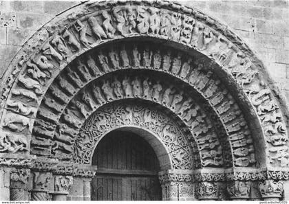 BR38380 Aulnay eglise romane france