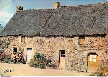 BT8048 Bretagne chaumiere bretagne        France