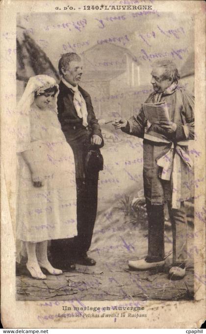 CPA L'Auvergne Un mariage en Auvergne