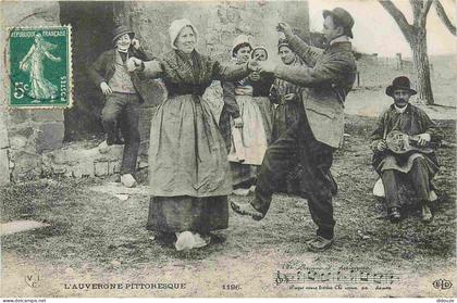 Carte Postale Ancienne - France - Auvergne - Bourrée en auvergne - Animée - Folklore Scènes et Types - CPA - Voir Scans