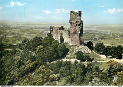CPM L auvergne 326 pittoresque chateau de tournoel
