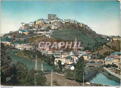 CPM Saint Flour Vue generale Saint Flour montrant la haut ses deux vieilles