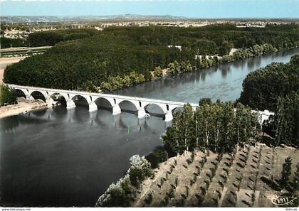 Carte Postale - 82 - Auvillar - Le Pont - Vue aérienne - Carte Neuve - CPM - Voir Scans Recto-Verso - Poscard - Carta Po