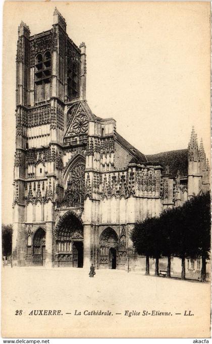 CPA Auxerre Cathedrale (1478060)