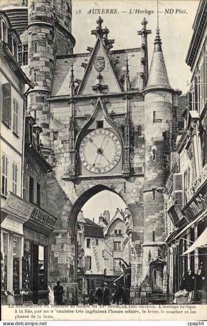 CPA Auxerre l'Horloge