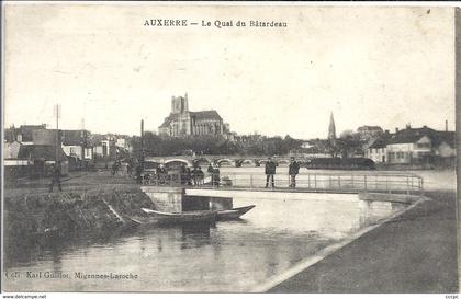 CPA Auxerre Le Quai du Bâtardeau