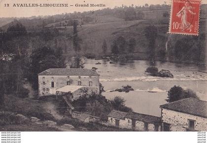 T18-86) AVAILLES  - LIMOUZINE - GRAND MOULIN