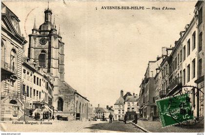 CPA AVESNES-sur-HELPE - Place d'Armes (391422)