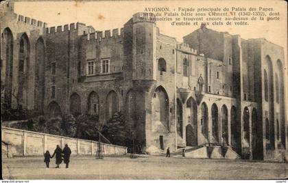 CPA Avignon Facade Principale du Palais des Papes Porte du Palais