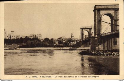 CPA Avignon Le Pont suspendu et le Palais des Papes