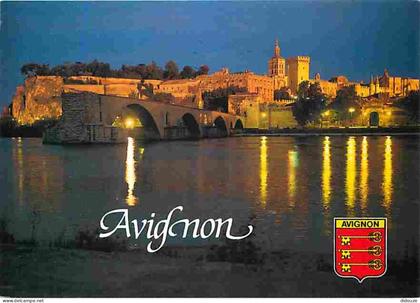 84 - Avignon - Le Palais des Papes - Le Pont Saint Bénézet la nuit - Blasons - CPM - Voir Scans Recto-Verso