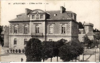 Avranches CPA L'hotel de ville