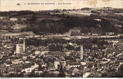 CPA Bagneres de Bigorre Vue generale