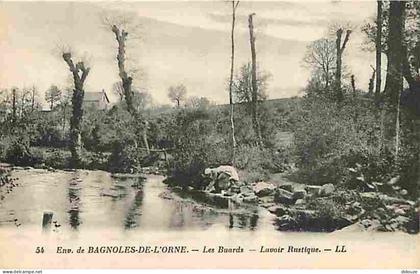 Carte Postale Ancienne - 61 - Bagnoles de l'Orne - Environs de Bagnoles de l'Orne - Les Buards - Lavoir rustique - Animé