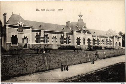 CPA BAIS-MAYENNE École (420475)