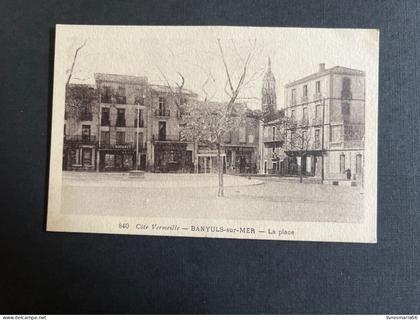 Carte postale. Côté Vermeille Banyuls-sur -Mer- La place