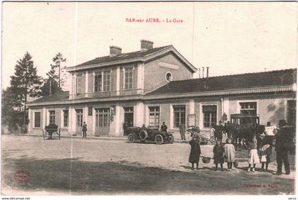 Carte Postale Ancienne de BAR SUR AUBE-la gare