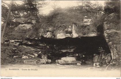 CPA BARBIZON - Grotte des Driades (120005)