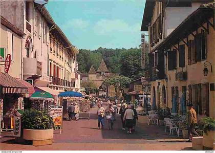 Carte Postale - 32 - Barbotan les Thermes - Rue principale - Commerces - Flamme Postale de Barbotan les Thermes - CPM -
