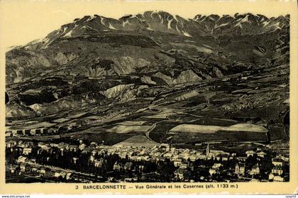 CPA Barcelonnette Vue Generale et les Casernes