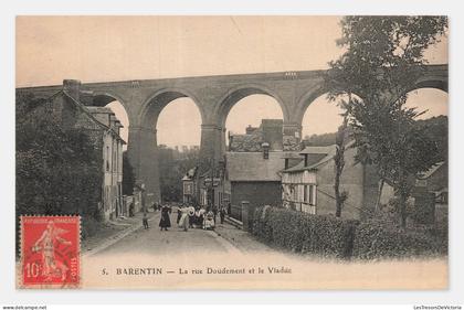 Barentin, la rue Douïdemont et le viaduc — CPA — France