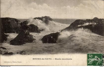 CPA Bourg de Batz Maree montante