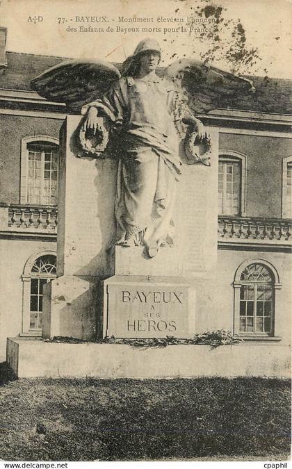 CPA Bayeux Monument eleve