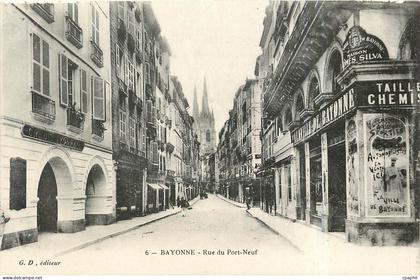 CPA Bayonne rue du port Neuf