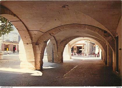 30 - Beaucaire - Les arceaux de la Place de la République - CPM - Voir Scans Recto-Verso