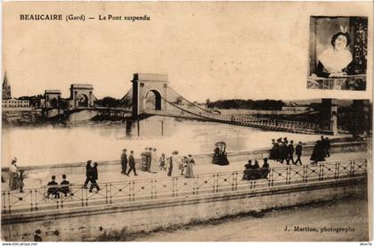 CPA BEAUCAIRE - Le Pont suspendu (582063)