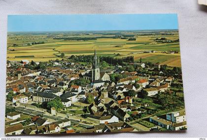 Cpm, Beaune la Rolande, vue aérienne, au centre l'église et sa tour, Loiret 45