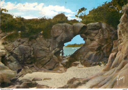 CPM Beg Meil (Finistere) la roche Percee
