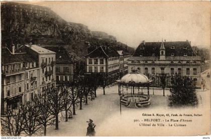 CPA BELFORT - La Place d'Armes - L'Hotel de Ville - Le Chateau (293392)
