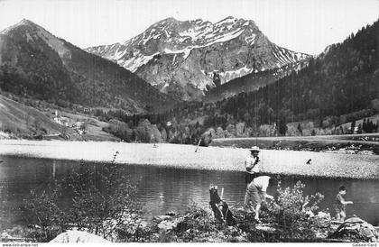 74 BELLEVAUX LE LAC DE BELLEVAUX ET LE ROC D ENFER