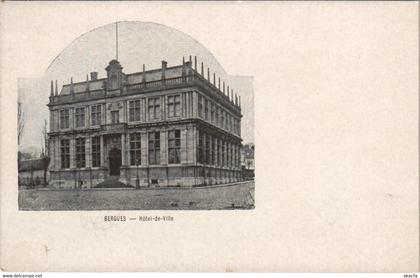CPA BERGUES - Hotel de Ville (141895)