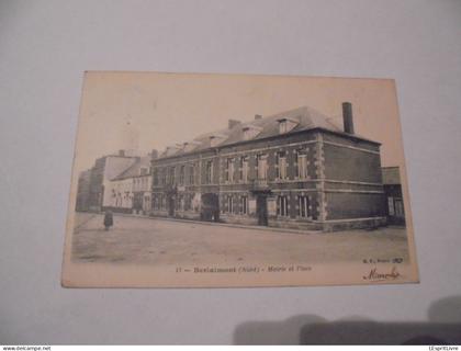 BERLAIMONT Marie et Place Petite Animation Dépt 59 Nord Animée  Carte Postale