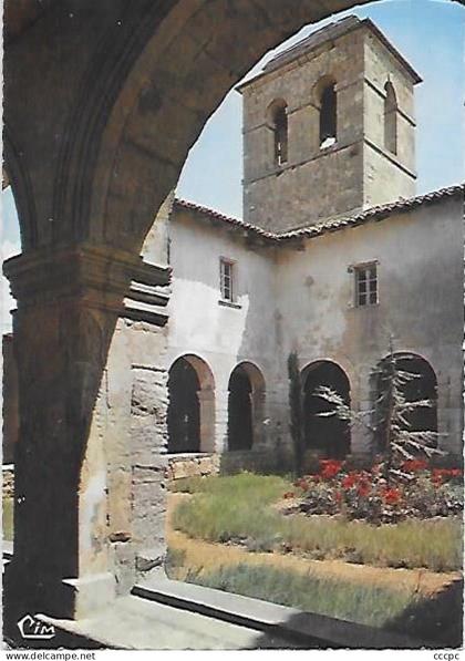 CPSM Blaye Cloître du Couvent des Minimes