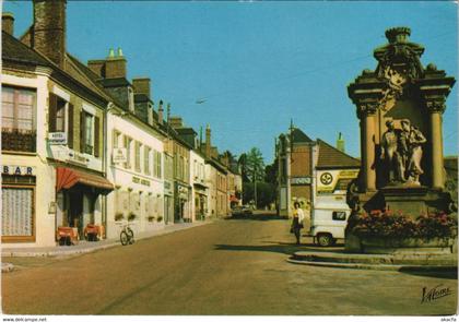 CPM BLENEAU Place Chataignier (1196287)