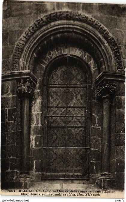 CPA BLESLE (Hte-Loire) -Une croises romane dans l'Église Chapiteaux (203101)
