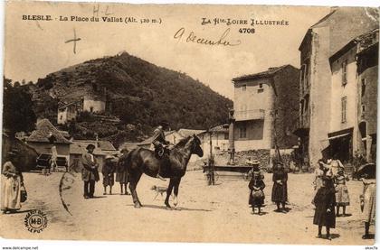 CPA BLESLE - La place du valiat (191937)