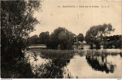 CPA BONNEUIL Ilots sur la Marne (600034)