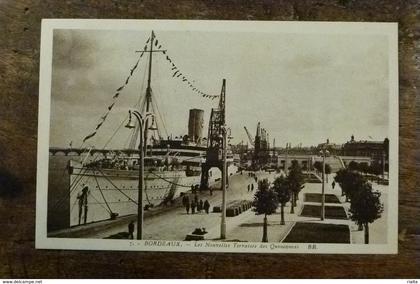 33, BORDEAUX, LES NOUVELLES TERRASSES DES QUINCONCES
