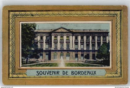 51130176 - Bordeaux