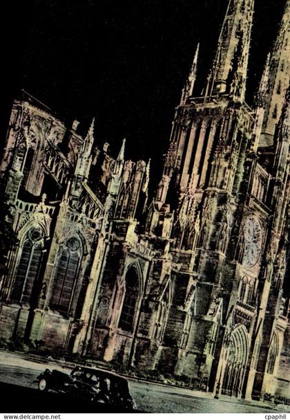 CPA Bordeaux Gironde Bordeaux la nuit La Cathedrale Saint Andre