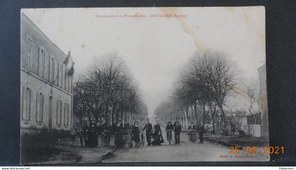 CPA - Bouloire - Gendarmerie et Promenades