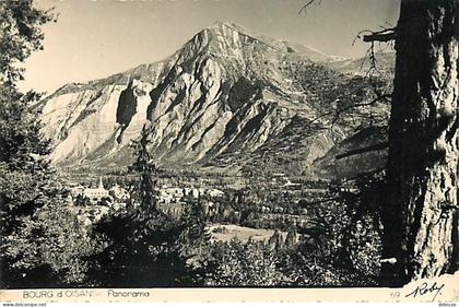 38 - Bourg d'Oisans - Panorama - Vue Générale - Carte dentelée - CPSM grand format - Voir Scans Recto-Verso
