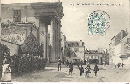 CPA Bourg-la-Reine Le Boulevard Carnot